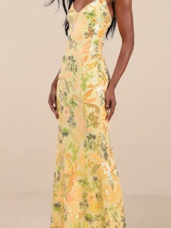 Lulus Dresses & Skirts - Lulus Sequin Yellow Floral Maxi Dress
